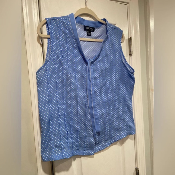Jordan Pleated Front Bow Tie Neck Sleeveless Blue White Polka Dot Blouse Size L - Picture 2 of 7